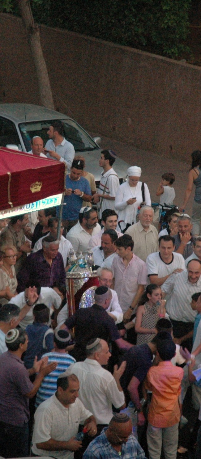 תנו כבוד לתורה